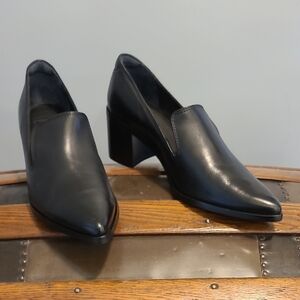 FRYE Elegant Black Leather Women's Loafers, 9.5M